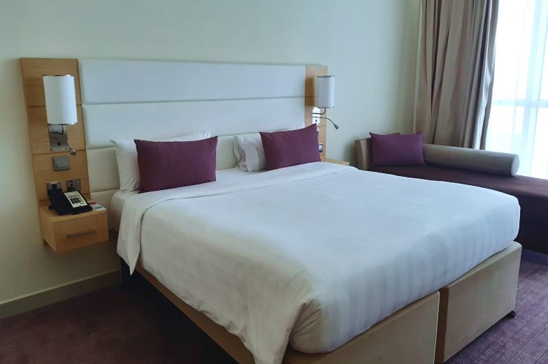 Neue Zimmer im Premier Inn Dubai Ibn Battuta