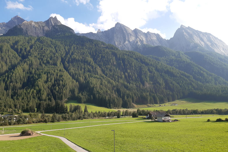 Hotels Alpenüberquerung zwischen Tegernsee und Sterzing gut und guenstig